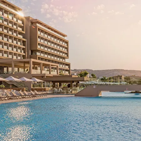 Amada Colossos Complex 5*
