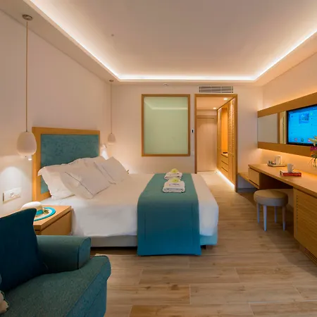 Amada Colossos Курортный комплекс 5*