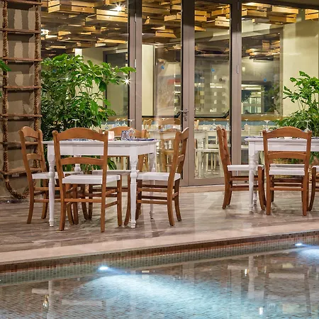 Курортный комплекс Amada Colossos 5*