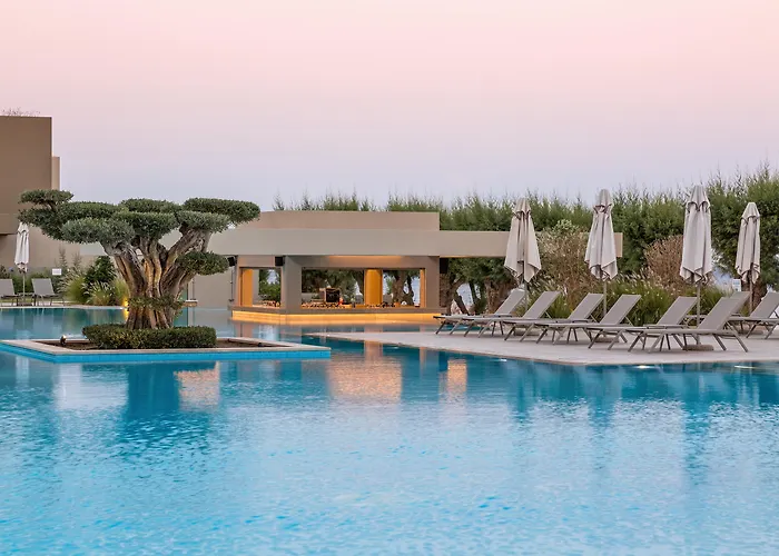 Amada Colossos אתר נופש