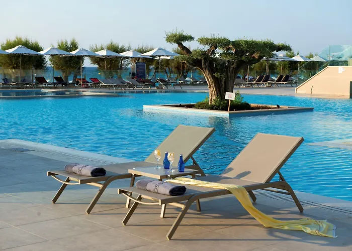 Amada Colossos Resort