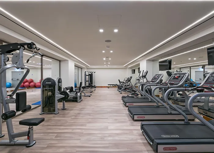 אתר נופש Amada Colossos