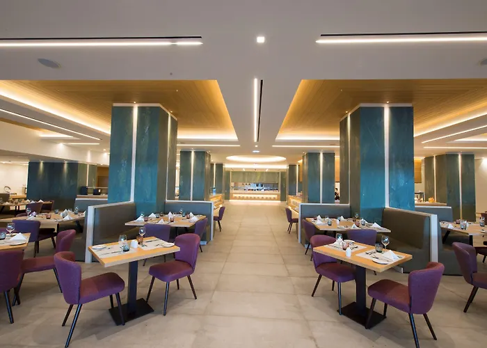 Amada Colossos פליראקי