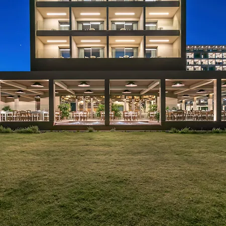 Amada Colossos リゾート