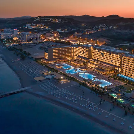 リゾート Amada Colossos 5*