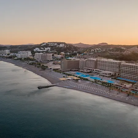 リゾート Amada Colossos 5*