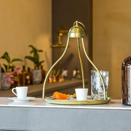 Amada Colossos ファリラキ