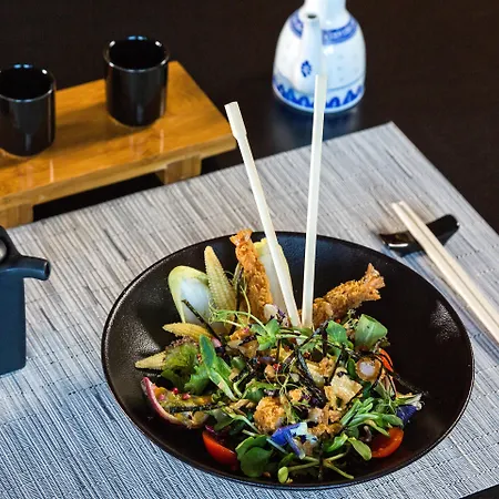 Amada Colossos ファリラキ