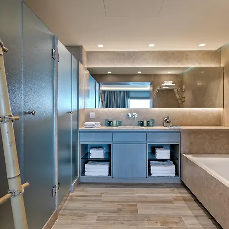 Amada Colossos 5* ファリラキ