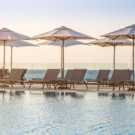 リゾート Amada Colossos 5*