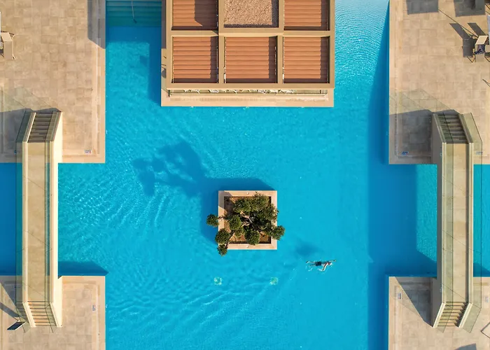 Resort Amada Colossos 5*